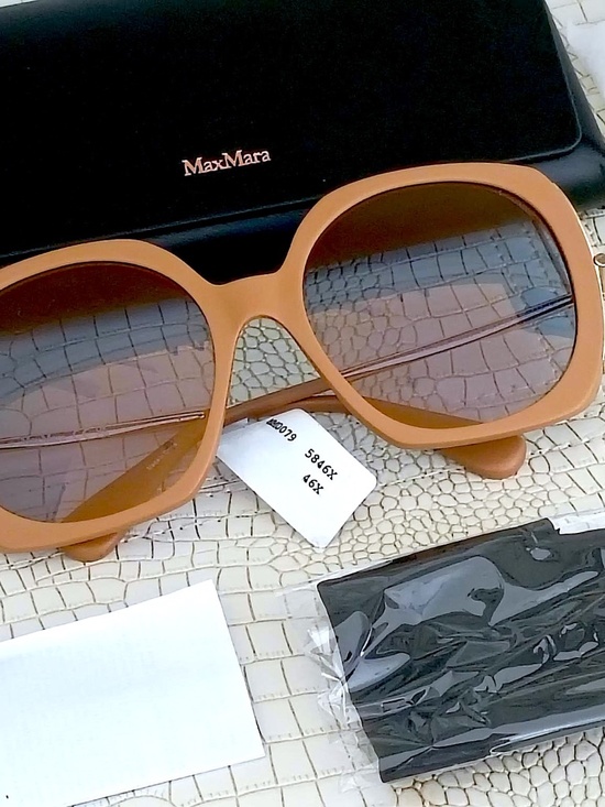 MAXMARA NEW/NWT MM0079 Sunglasses 46X 58mm Retail $310 main image 8
